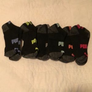 Six pairs of ankle socks